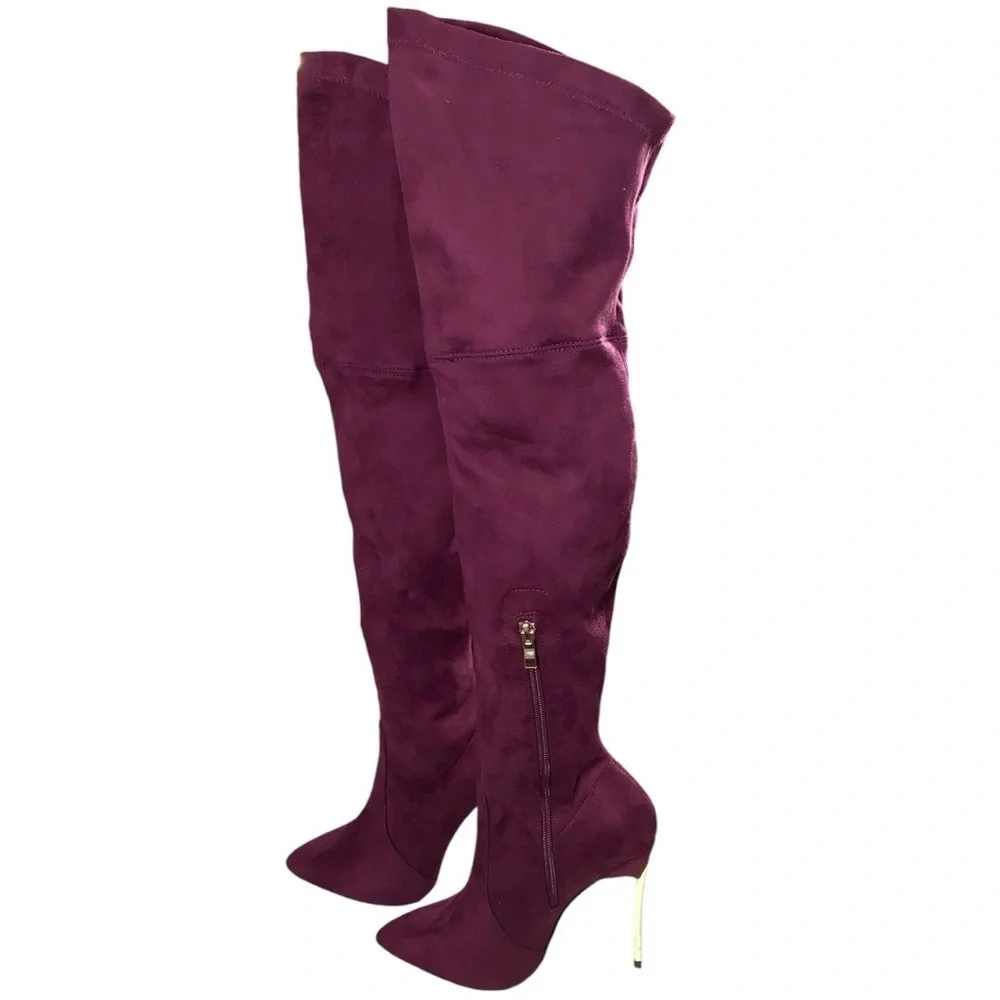 Woman’s over the Knee Maroon Suede Gold Heel Boots size 6 NWOB